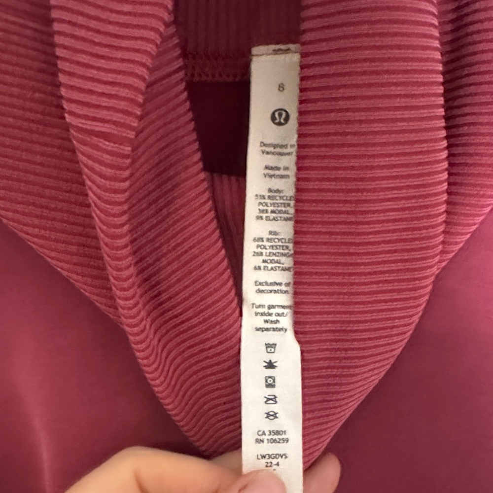 Lululemon turtleneck sweatshirt - Picture 2 of 2